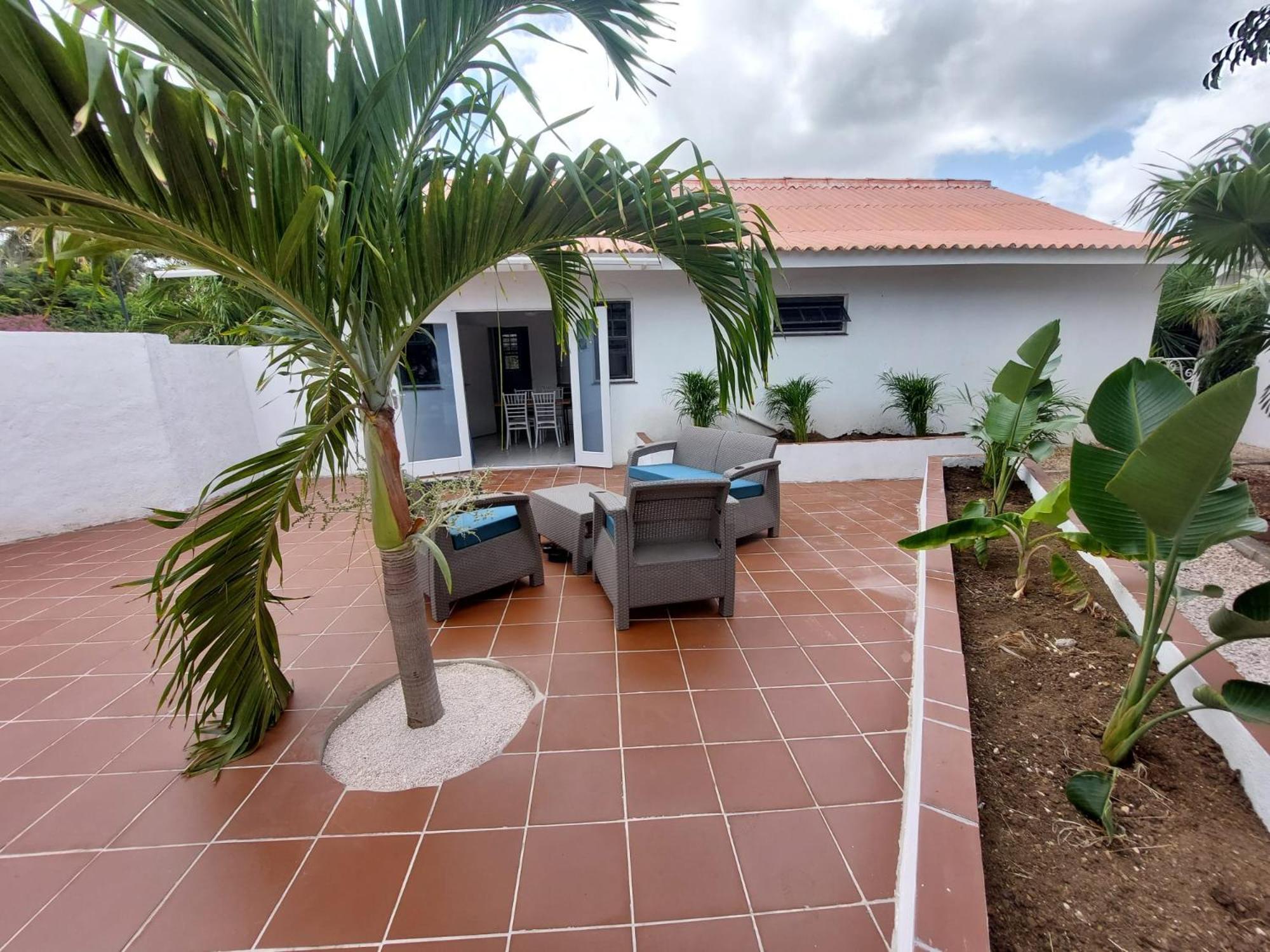 Kas Di Ala Apartments Willemstad Exterior photo